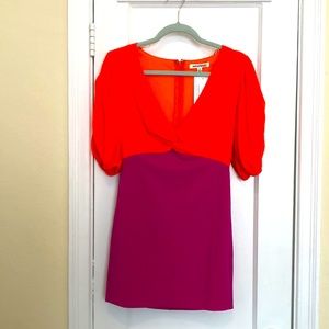 NWT*** Color block ballon sleeve dress size S